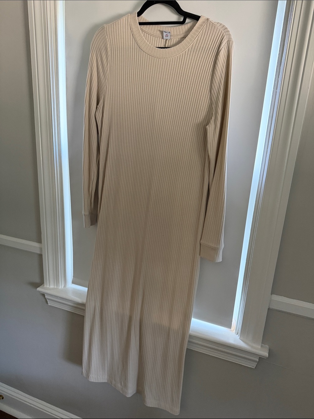 Old Navy Cream Ribbed Long Sleeve Maxi Dress